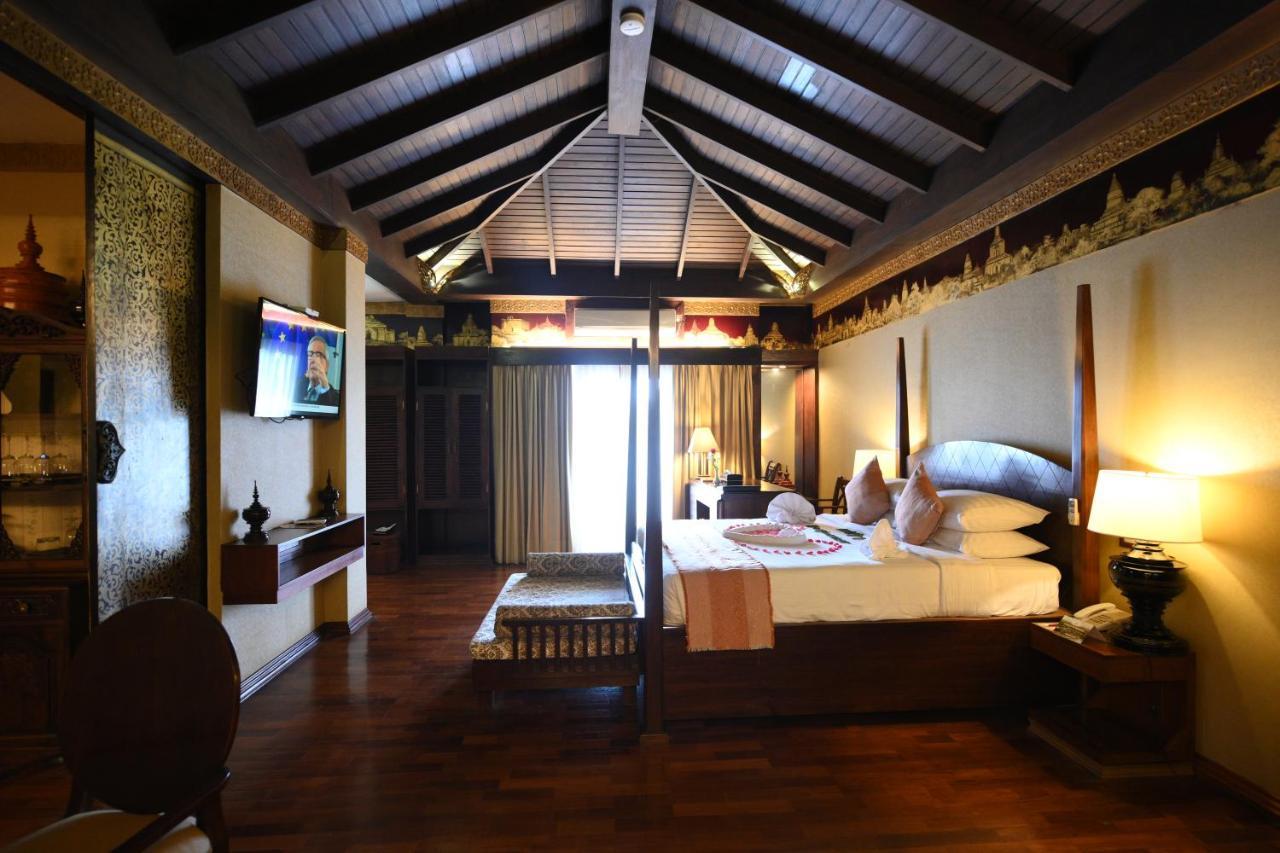 Aye Yar River View Resort Bagan Exteriör bild
