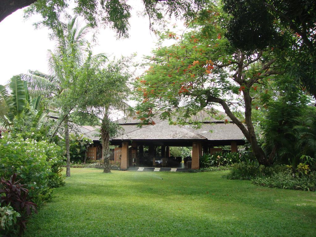 Aye Yar River View Resort Bagan Exteriör bild