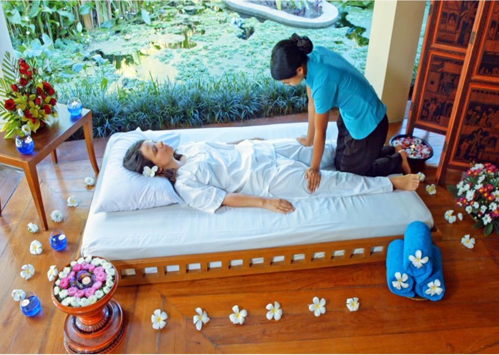 Aye Yar River View Resort Bagan Exteriör bild