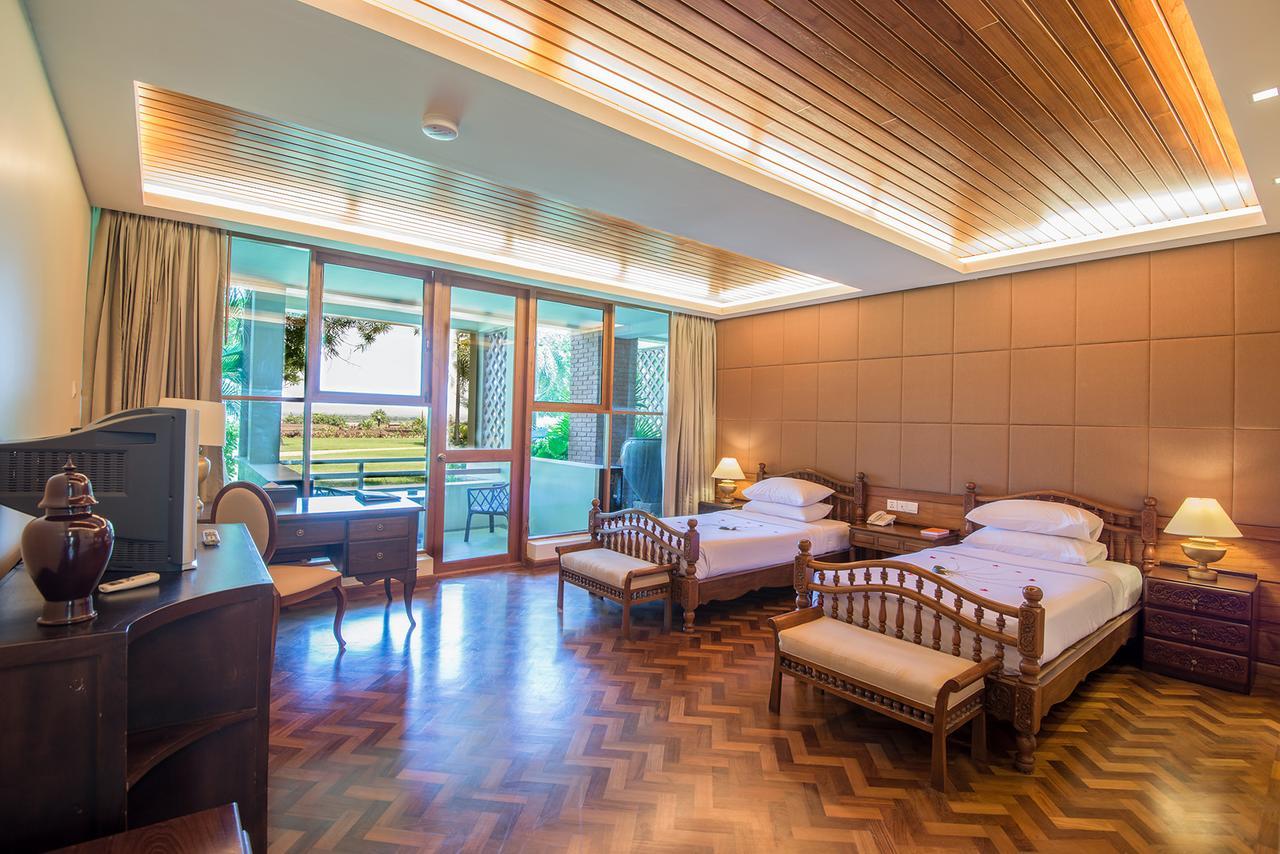 Aye Yar River View Resort Bagan Exteriör bild