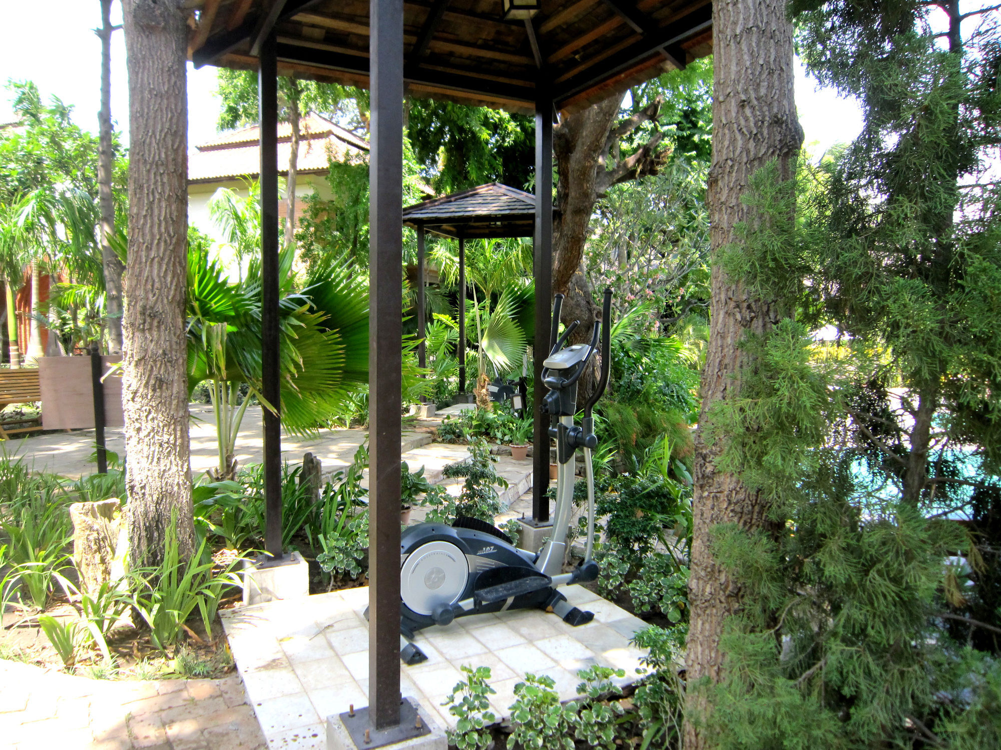 Aye Yar River View Resort Bagan Exteriör bild